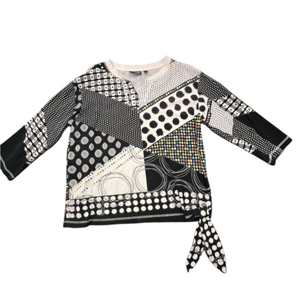 ONQUE CASUAL WOMENS TOP SIZE LARGE 3/4 SLEEVED 80’s THEME POLKA DOTS GEOMETRIC